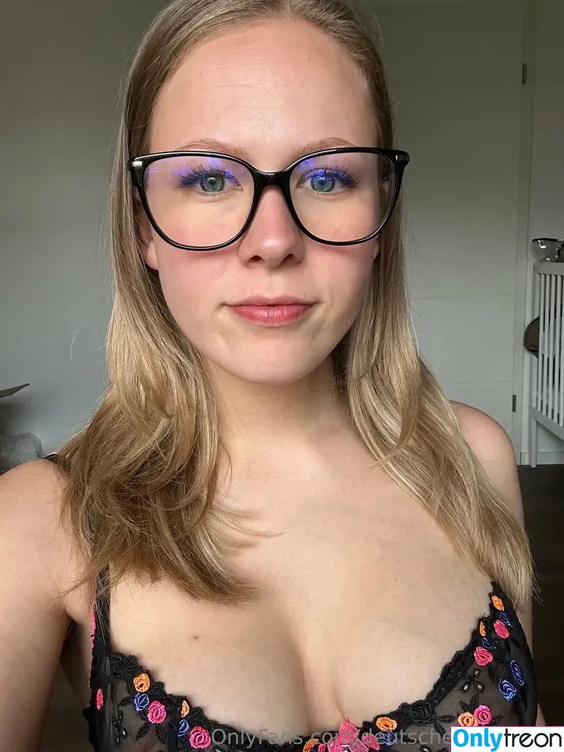 deutsche-amateure nude photo #0011 (deutsche.amateure.offiziell)