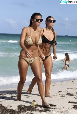 Devin Brugman / Natasha Oakley / devinbrugman nude photo #0305