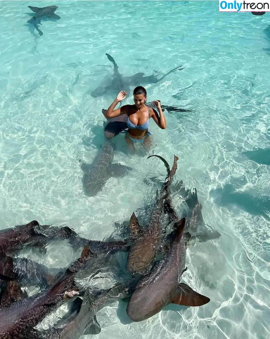 Devin Brugman nude photo #0124 (Natasha Oakley / devinbrugman)