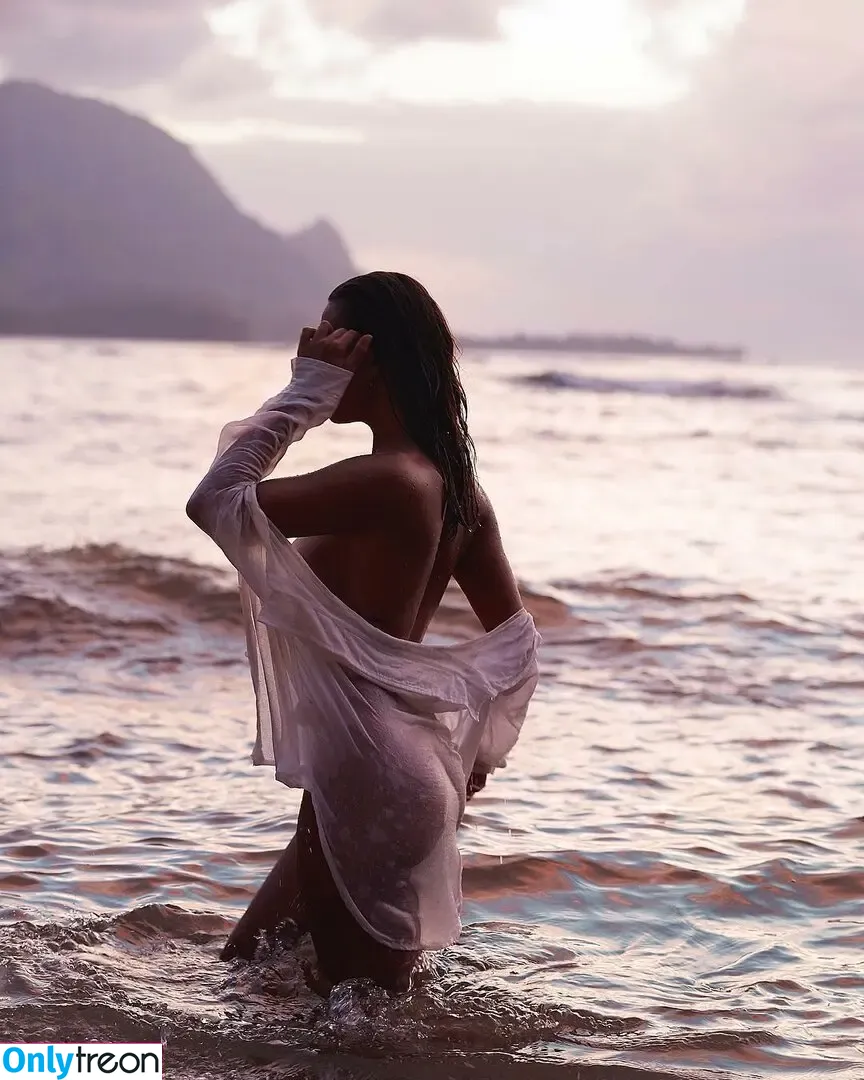 Devin Brugman nude photo #0593 (Natasha Oakley / devinbrugman)