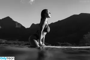 Devin Brugman / Natasha Oakley / devinbrugman nude photo #1060