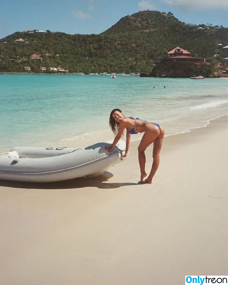 Devin Brugman nude photo #1066 (Natasha Oakley / devinbrugman)