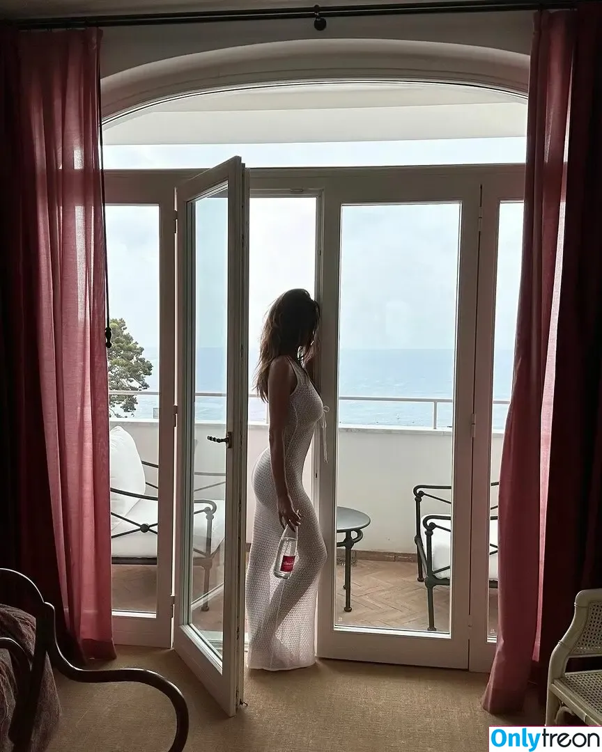 Devin Brugman nude photo #1088 (Natasha Oakley / devinbrugman)