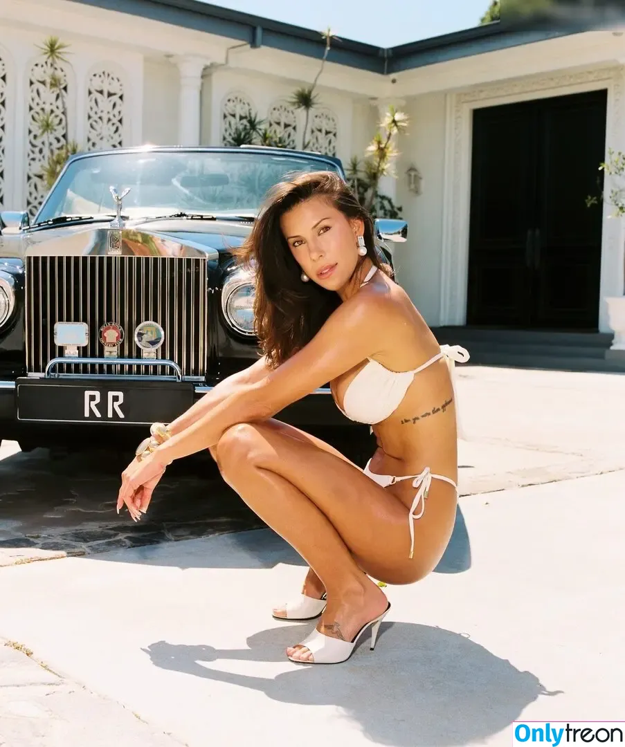 Devin Brugman nude photo #1513 (Natasha Oakley / devinbrugman)