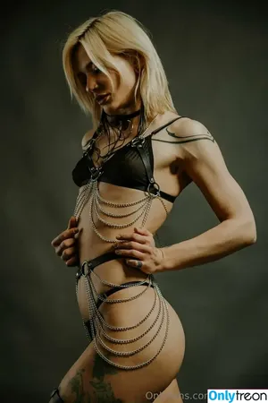  nude photo #0021