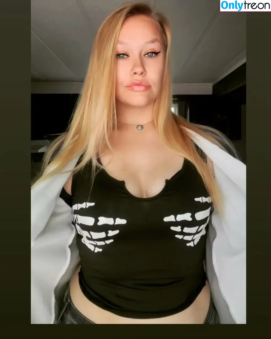 Diamond_baby nude photo #0022 (En_hi1 / Stacey_magic / bluediamond223 / bluediamondbaby2.2)