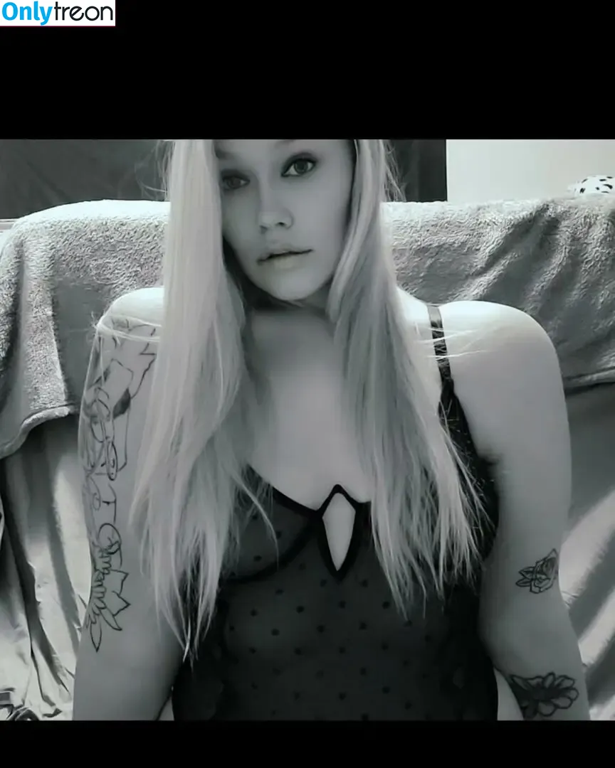 Diamond_baby nude photo #0048 (En_hi1 / Stacey_magic / bluediamond223 / bluediamondbaby2.2)