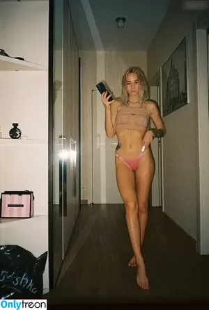 Diana Shurigina / succubdiana / Diana Shurigina | Succubdiana / diana_shlianina.s nude photo #0086
