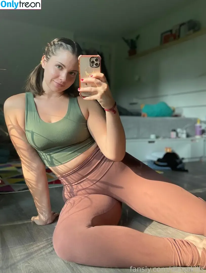dianakills nude photo #0167 (ShibaHuskeyMom / dianakills_)