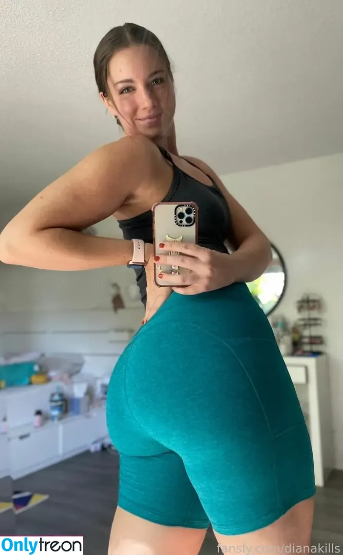 dianakills nude photo #0221 (ShibaHuskeyMom / dianakills_)