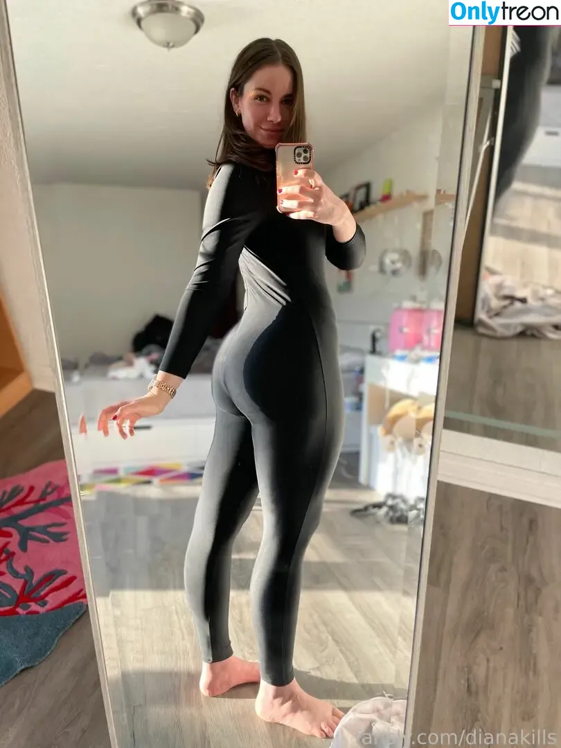 dianakills nude photo #0439 (ShibaHuskeyMom / dianakills_)