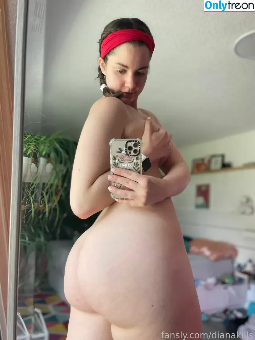dianakills nude photo #0478 (ShibaHuskeyMom / dianakills_)