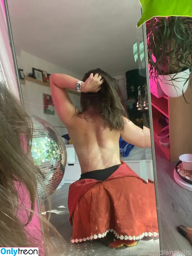 dianakills nude photo #0518 (ShibaHuskeyMom / dianakills_)