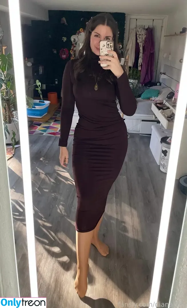 dianakills nude photo #0545 (ShibaHuskeyMom / dianakills_)
