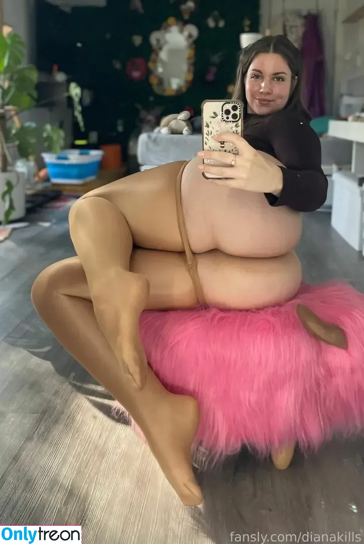 dianakills nude photo #0549 (ShibaHuskeyMom / dianakills_)