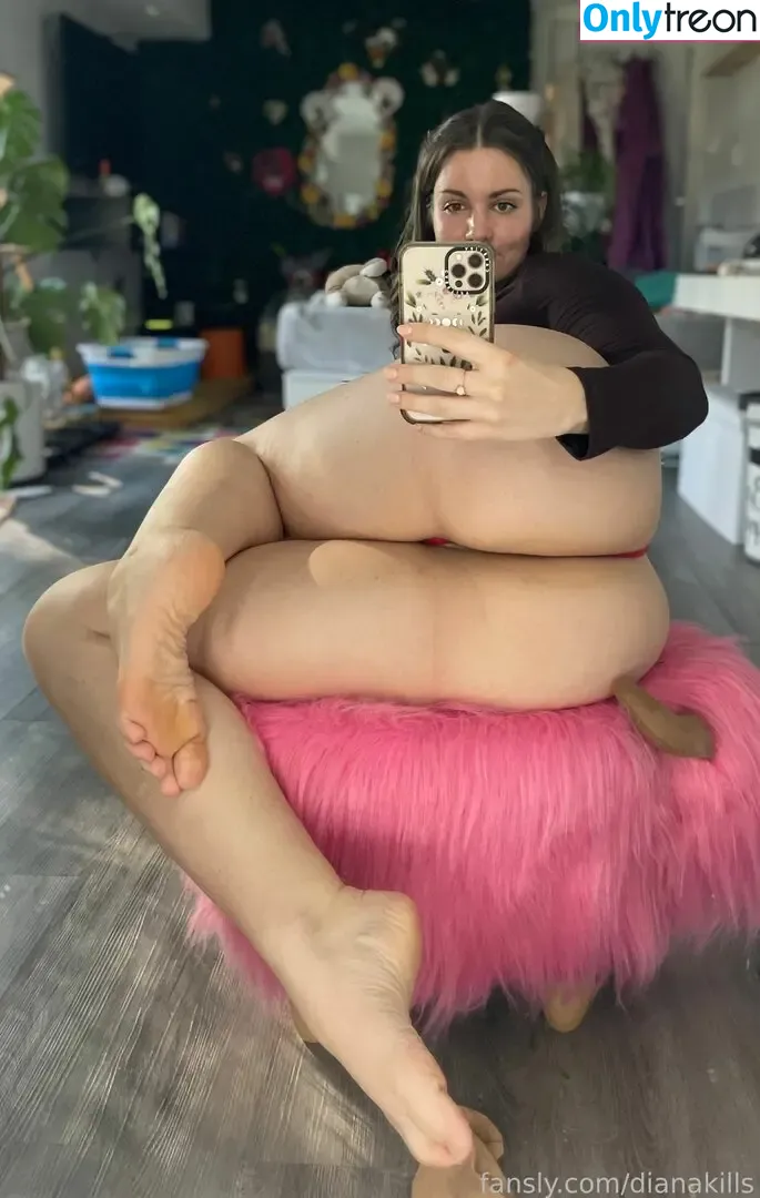 dianakills nude photo #0558 (ShibaHuskeyMom / dianakills_)