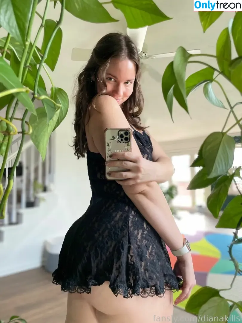 dianakills nude photo #0614 (ShibaHuskeyMom / dianakills_)