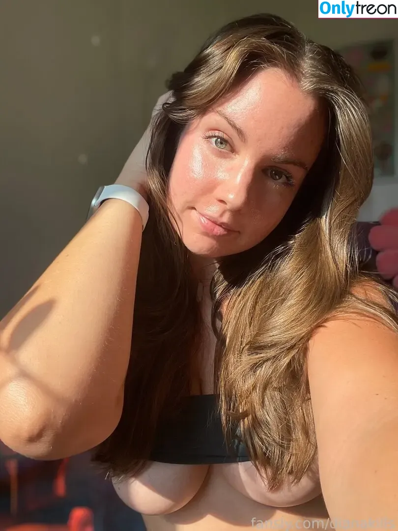 dianakills nude photo #0728 (ShibaHuskeyMom / dianakills_)