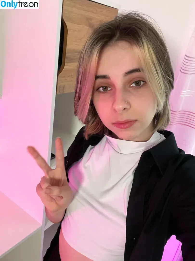 dianawx13 nude photo #0010 (dianavlog13 / la-diana)