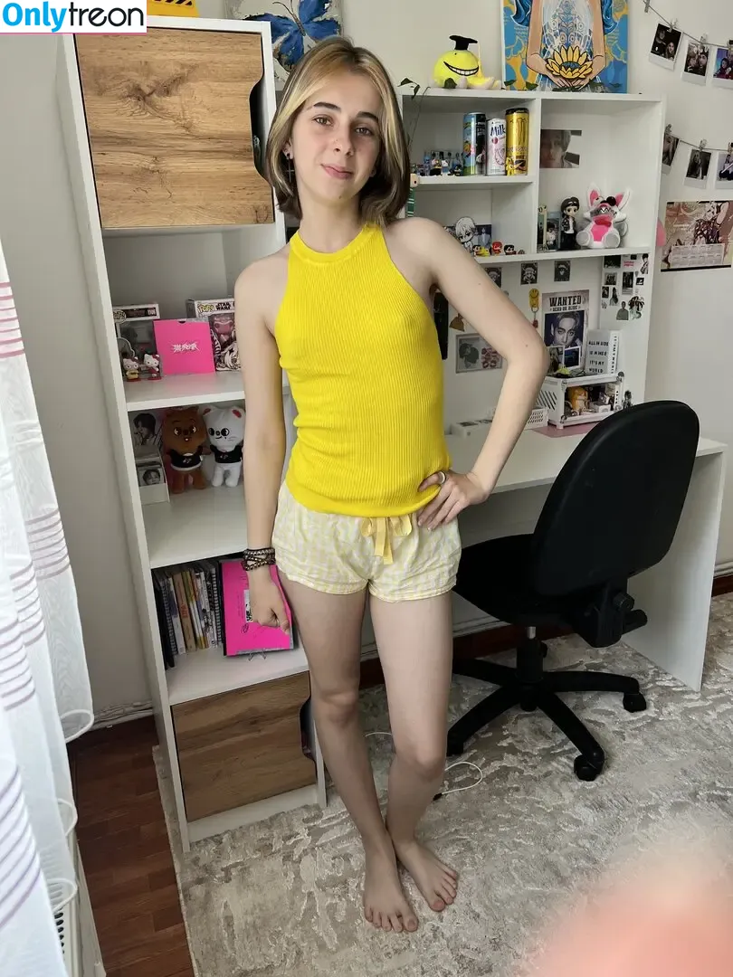 dianawx13 nude photo #0036 (dianavlog13 / la-diana)