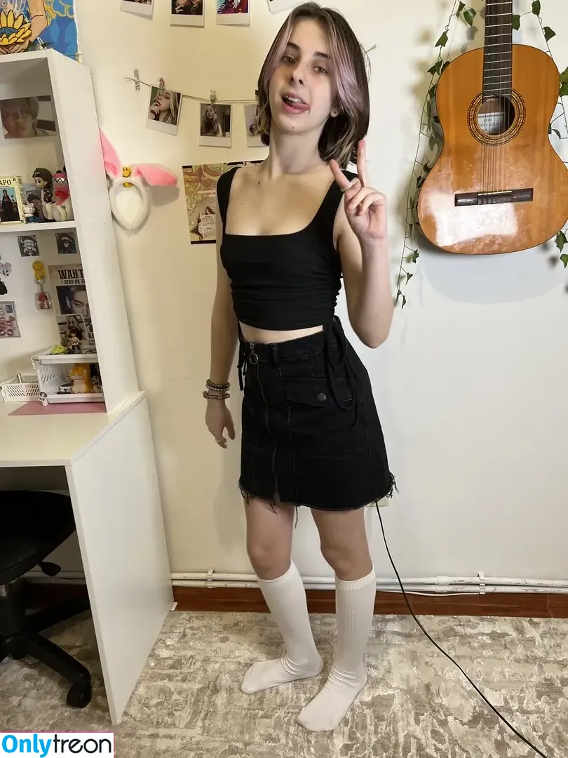 dianawx13 nude photo #0057 (dianavlog13 / la-diana)
