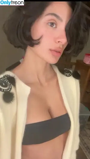 Diane Guerrero / Crazy Jane / Doom Patrol / dianeguerrero__ / dianexguerrero nude photo #0695