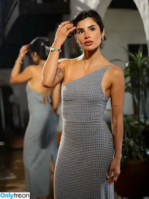 Diane Guerrero / Crazy Jane / Doom Patrol / dianeguerrero__ / dianexguerrero nude photo #0709