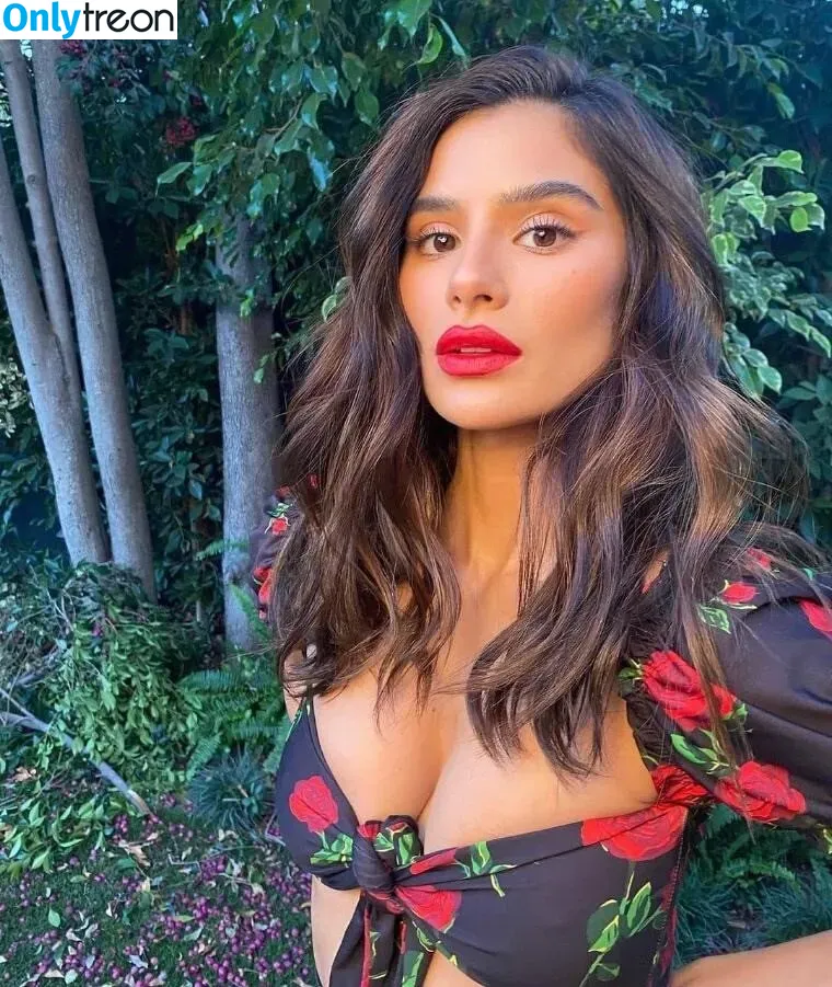 Diane Guerrero nude photo #0023 (Crazy Jane / Doom Patrol / dianeguerrero__ / dianexguerrero)