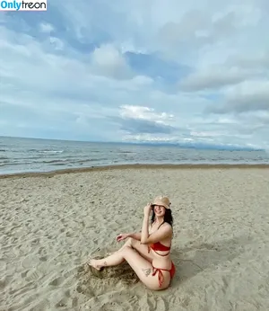  nude photo #0001