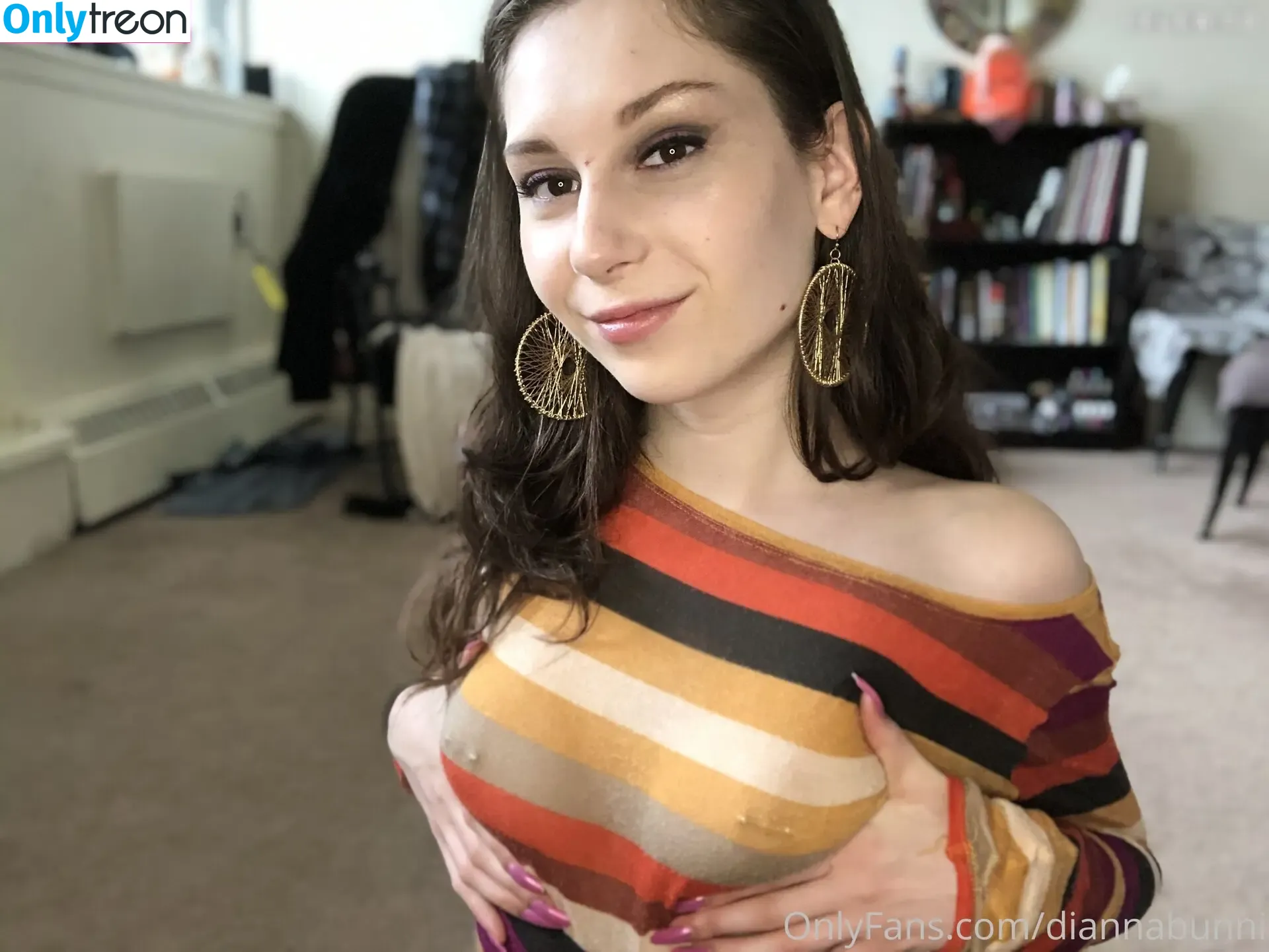 diannabunni nude photo #0072 (diannabunni)