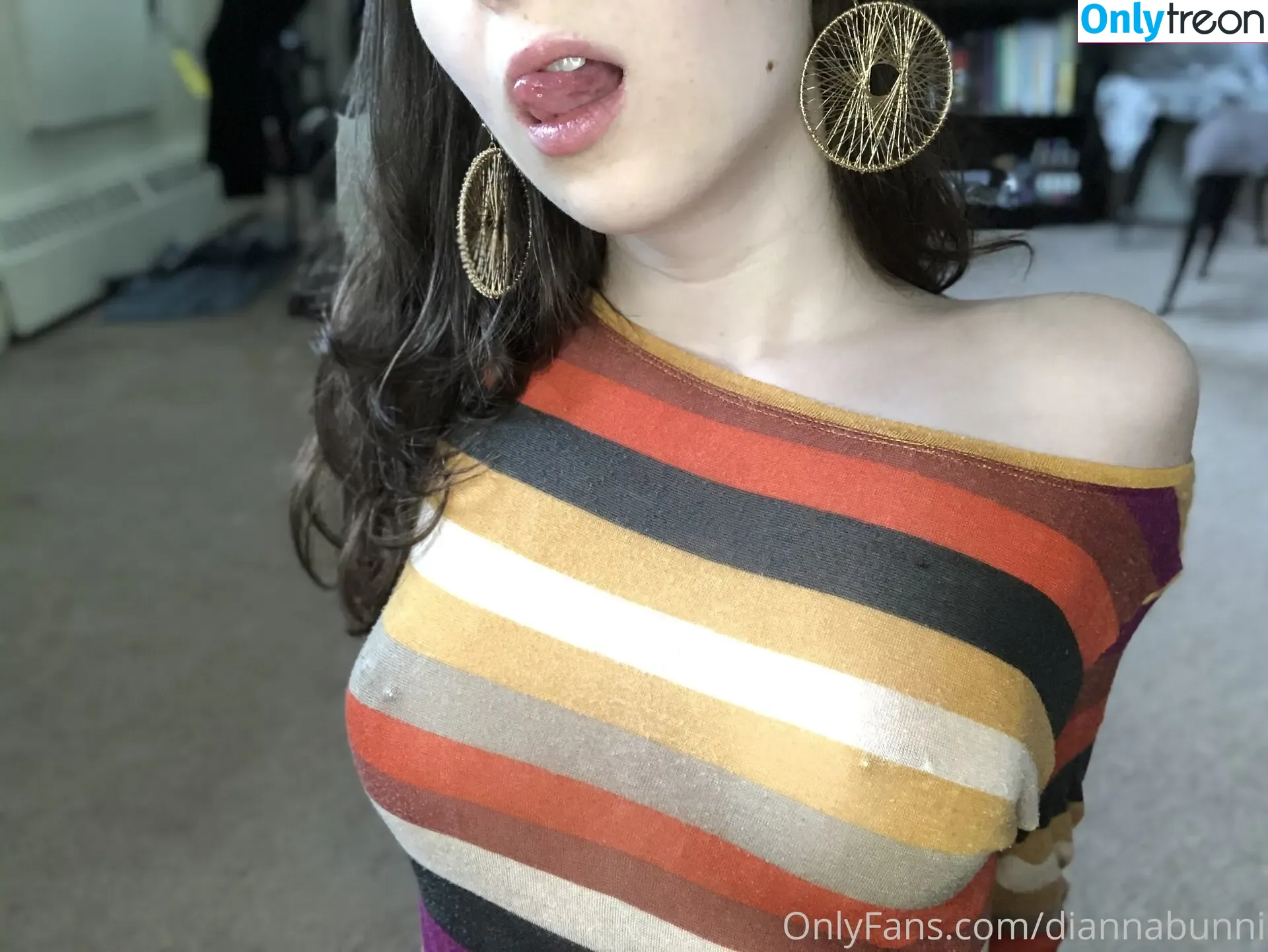 diannabunni nude photo #0092 (diannabunni)