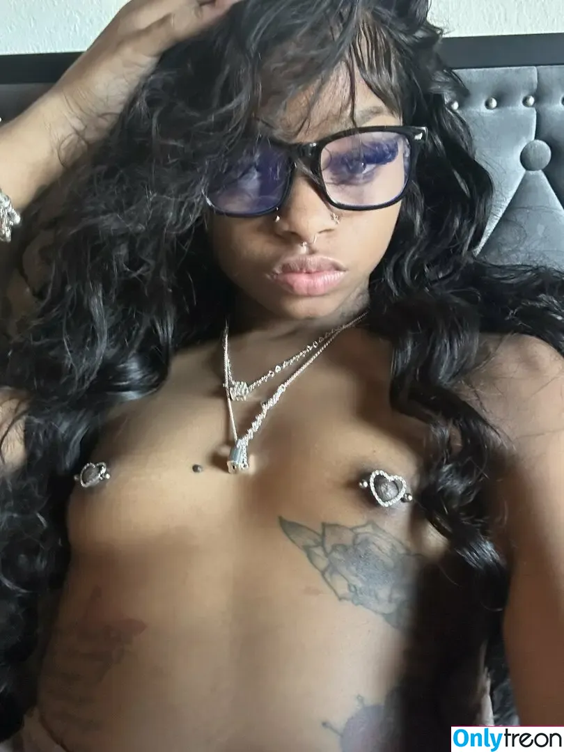 Diaxmond nude photo #0002 (Diaxmond_ / _diaxmond / pyt_keria)