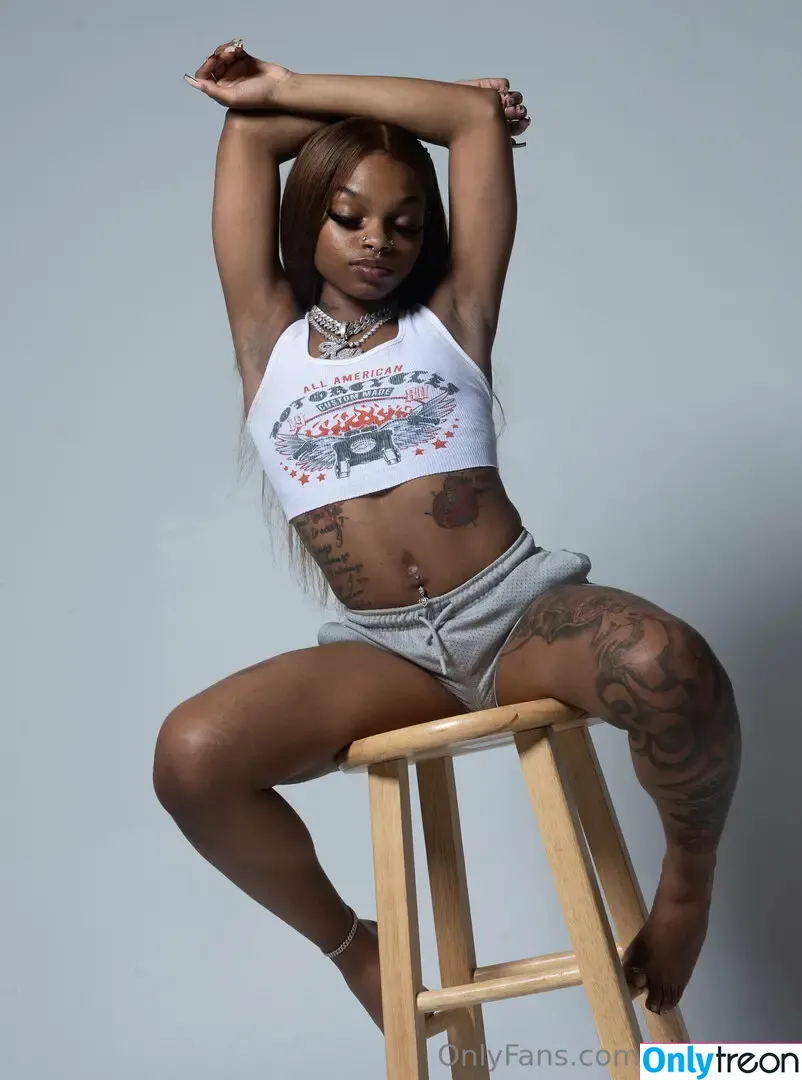 Diaxmond nude photo #0025 (Diaxmond_ / _diaxmond / pyt_keria)
