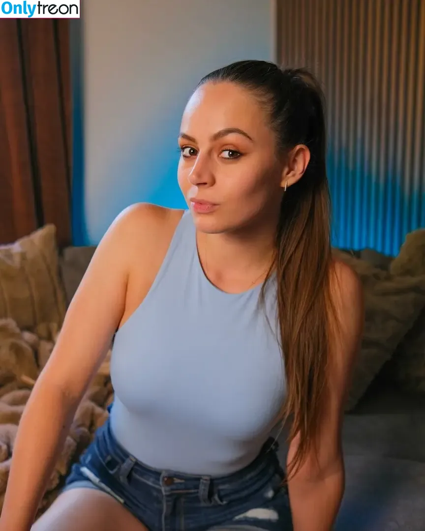 dielenka nude photo #0092 (dielenka)