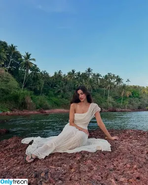 Diksha J Singh / dikshajsingh nude photo #0091