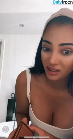 Dilara Kruse / majakrusefrank nude photo #0019