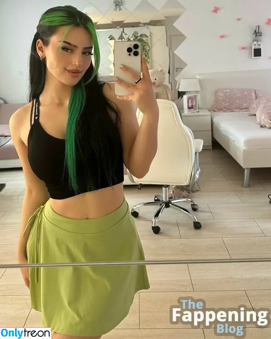 Dilara S nude photo #0004 (Dilara.s)