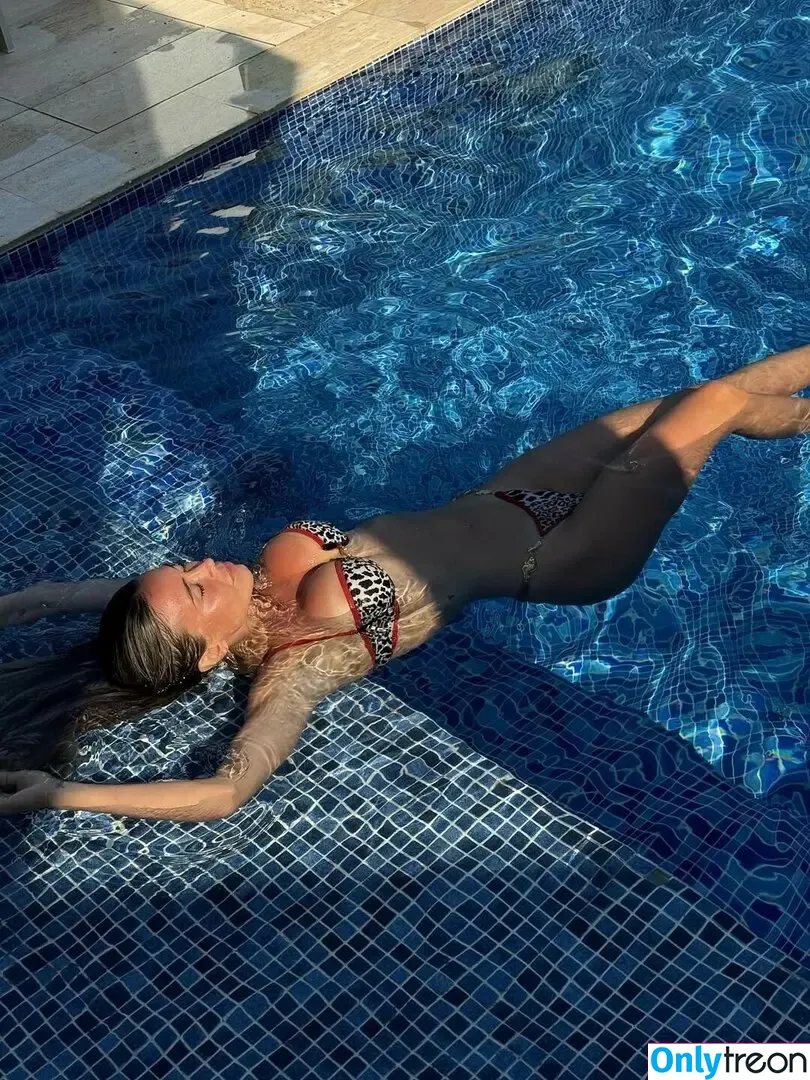 Diletta Leotta nude photo #1420 (DilettaLeotta)