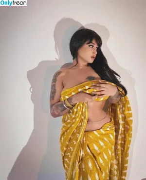 Dilnoor Sarna / diamondvoila nude photo #0045