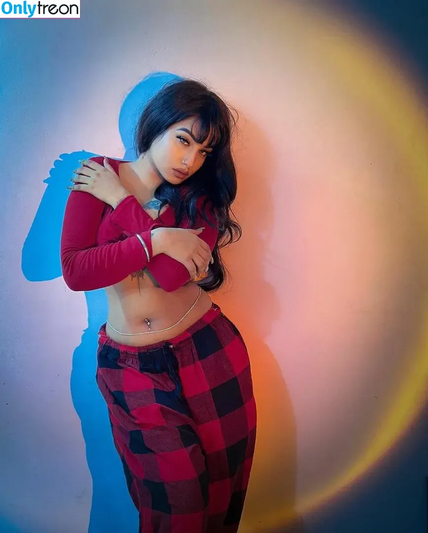 Dilnoor Sarna nude photo #0025 (diamondvoila)