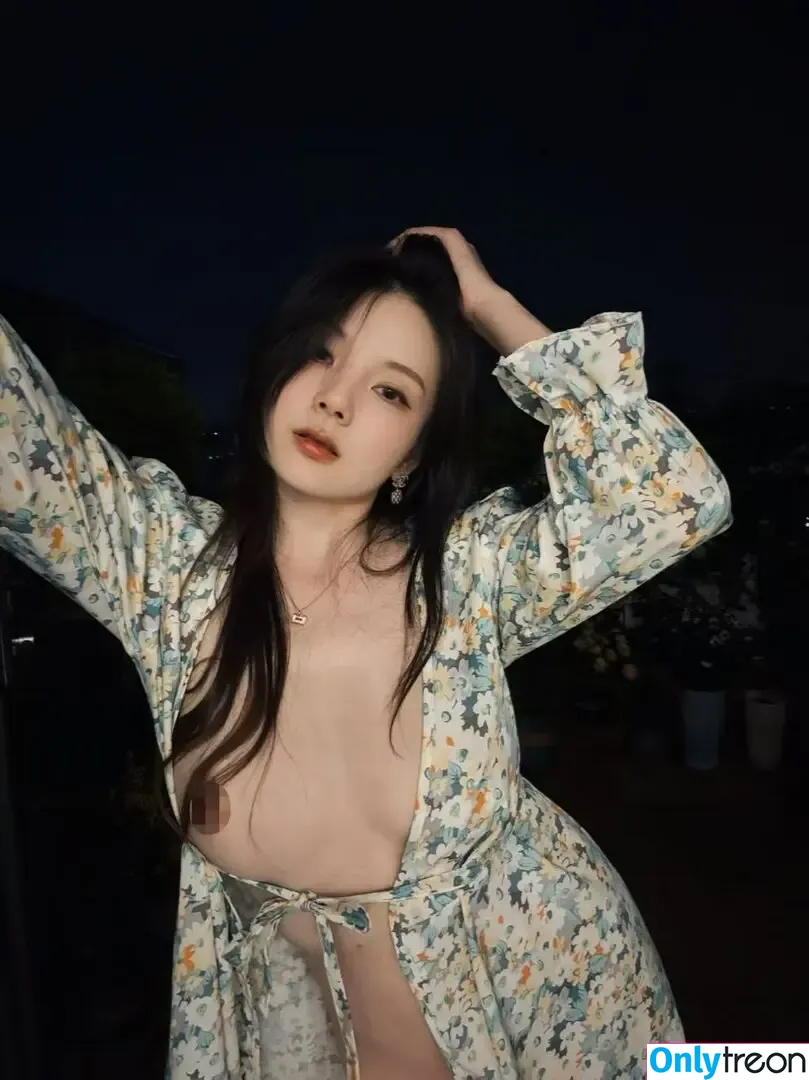 Ding1204 nude photo #0376 (dyl1204 / 甲乙丙我姓丁)