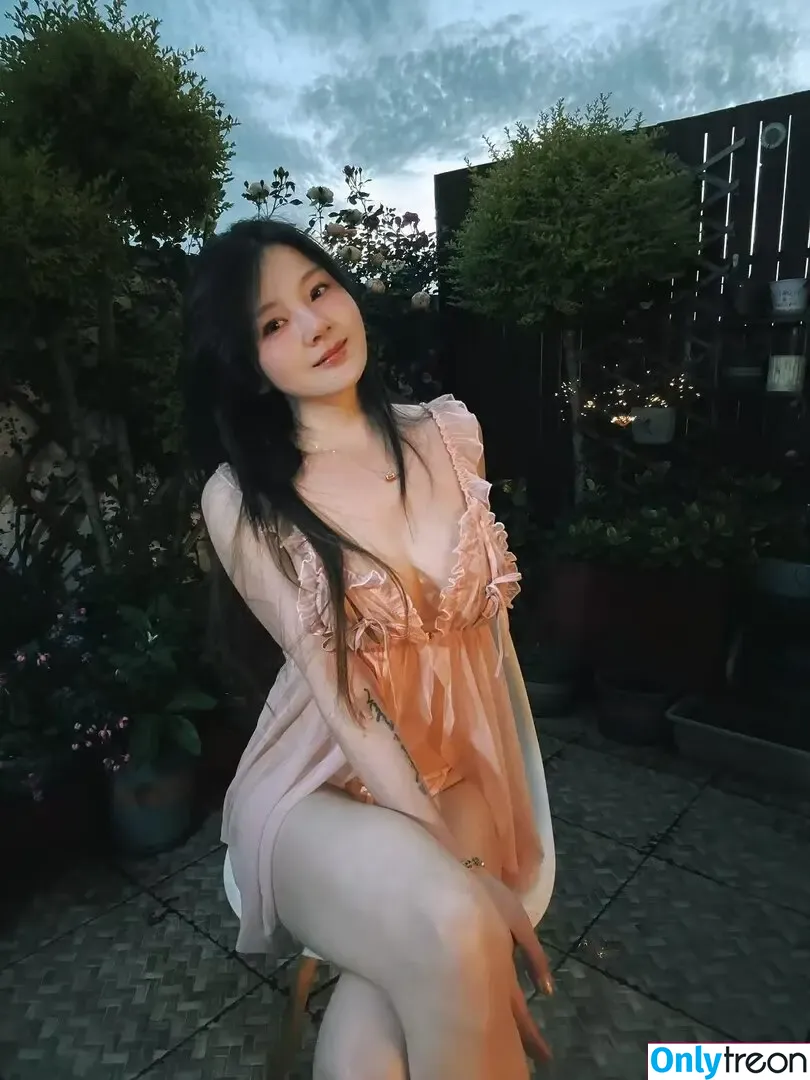 Ding1204 nude photo #0401 (dyl1204 / 甲乙丙我姓丁)