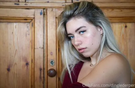 Dinglederper / Tori Deepfakes nude photo #0048