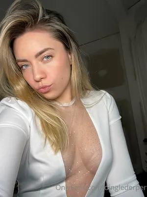 Dinglederper / Tori Deepfakes nude photo #0153