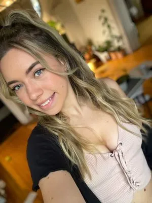 Dinglederper / Tori Deepfakes nude photo #0177