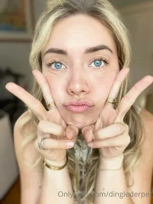Dinglederper / Tori Deepfakes nude photo #0189