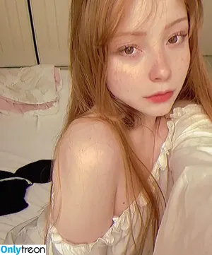 Diovana Konigsreuter / diokonigsreuter / diovanakoni nude photo #0067