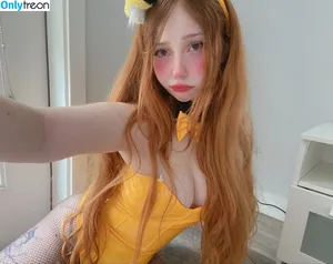 Diovana Konigsreuter / diokonigsreuter / diovanakoni nude photo #0472