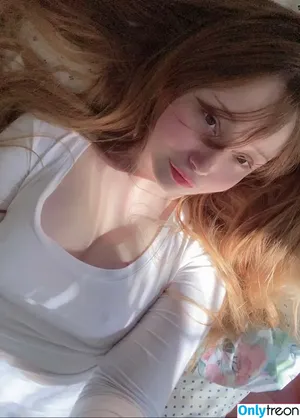 Diovana Konigsreuter / diokonigsreuter / diovanakoni nude photo #0511