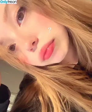 Diovana Konigsreuter / diokonigsreuter / diovanakoni nude photo #1257